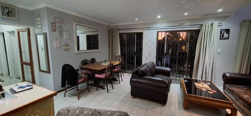 4 Bedroom Property for Sale in Bothasig Western Cape